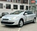 Сірий Рено Флюенс, об'ємом двигуна 1.6 л та пробігом 250 тис. км за 5200 $, фото 13 на Automoto.ua
