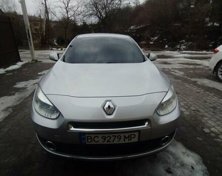 Серый Рено Флюенс, объемом двигателя 1.46 л и пробегом 309 тыс. км за 6300 $, фото 1 на Automoto.ua