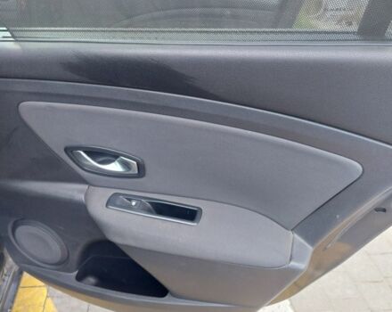 Сірий Рено Флюенс, об'ємом двигуна 1.6 л та пробігом 233 тис. км за 6900 $, фото 17 на Automoto.ua