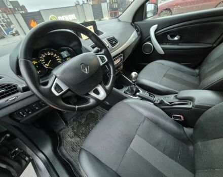 Сірий Рено Флюенс, об'ємом двигуна 1.5 л та пробігом 238 тис. км за 6700 $, фото 4 на Automoto.ua