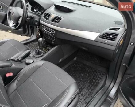 Серый Рено Флюенс, объемом двигателя 1.6 л и пробегом 109 тыс. км за 8499 $, фото 7 на Automoto.ua