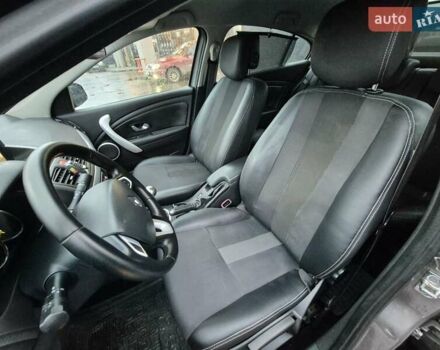 Серый Рено Флюенс, объемом двигателя 1.5 л и пробегом 238 тыс. км за 6700 $, фото 10 на Automoto.ua