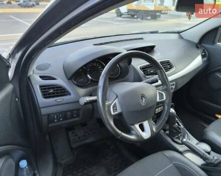 Серый Рено Флюенс, объемом двигателя 1.6 л и пробегом 109 тыс. км за 8499 $, фото 4 на Automoto.ua