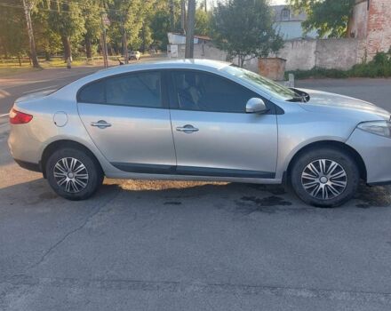 Серый Рено Флюенс, объемом двигателя 1.5 л и пробегом 228 тыс. км за 6000 $, фото 2 на Automoto.ua