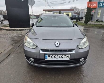 Серый Рено Флюенс, объемом двигателя 1.5 л и пробегом 238 тыс. км за 6700 $, фото 2 на Automoto.ua