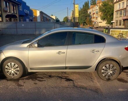 Серый Рено Флюенс, объемом двигателя 1.5 л и пробегом 228 тыс. км за 6000 $, фото 1 на Automoto.ua