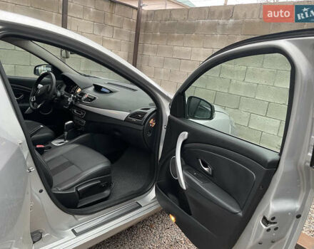 Сірий Рено Флюенс, об'ємом двигуна 2 л та пробігом 203 тис. км за 6900 $, фото 9 на Automoto.ua