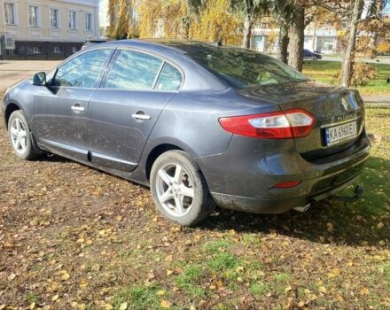 Серый Рено Флюенс, объемом двигателя 1.5 л и пробегом 300 тыс. км за 6000 $, фото 3 на Automoto.ua