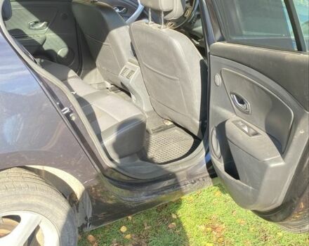 Серый Рено Флюенс, объемом двигателя 1.5 л и пробегом 300 тыс. км за 6000 $, фото 9 на Automoto.ua