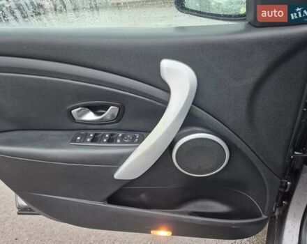 Серый Рено Флюенс, объемом двигателя 1.5 л и пробегом 238 тыс. км за 6700 $, фото 31 на Automoto.ua