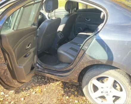 Серый Рено Флюенс, объемом двигателя 1.5 л и пробегом 300 тыс. км за 6000 $, фото 17 на Automoto.ua