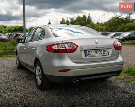 Серый Рено Флюенс, объемом двигателя 1.6 л и пробегом 298 тыс. км за 5000 $, фото 7 на Automoto.ua