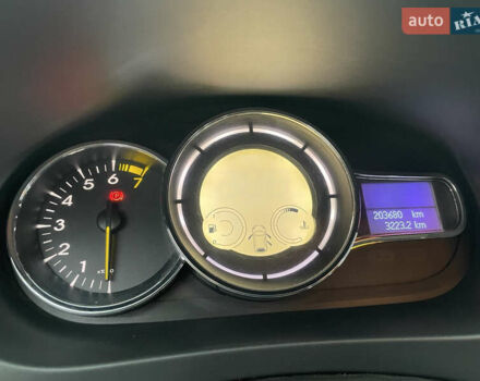 Сірий Рено Флюенс, об'ємом двигуна 2 л та пробігом 203 тис. км за 6900 $, фото 8 на Automoto.ua
