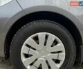 Серый Рено Флюенс, объемом двигателя 1.6 л и пробегом 228 тыс. км за 5200 $, фото 5 на Automoto.ua