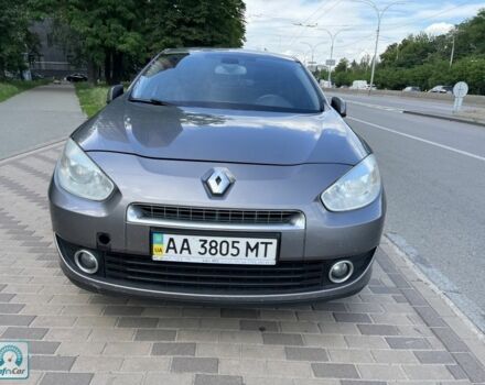 Сірий Рено Флюенс, об'ємом двигуна 2 л та пробігом 220 тис. км за 4500 $, фото 1 на Automoto.ua