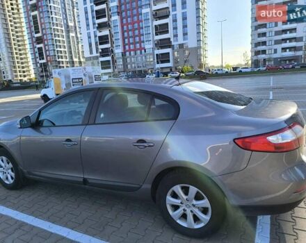 Серый Рено Флюенс, объемом двигателя 1.6 л и пробегом 109 тыс. км за 7800 $, фото 3 на Automoto.ua