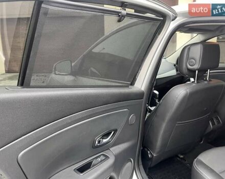 Серый Рено Флюенс, объемом двигателя 2 л и пробегом 130 тыс. км за 8150 $, фото 27 на Automoto.ua