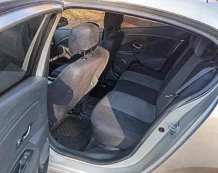 Сірий Рено Флюенс, об'ємом двигуна 1.6 л та пробігом 380 тис. км за 3999 $, фото 5 на Automoto.ua