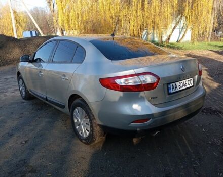 Сірий Рено Флюенс, об'ємом двигуна 1.6 л та пробігом 380 тис. км за 3999 $, фото 2 на Automoto.ua