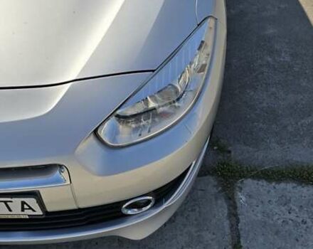 Серый Рено Флюенс, объемом двигателя 2 л и пробегом 168 тыс. км за 6950 $, фото 6 на Automoto.ua