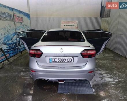 Серый Рено Флюенс, объемом двигателя 1.5 л и пробегом 220 тыс. км за 4800 $, фото 5 на Automoto.ua