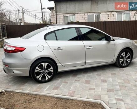 Серый Рено Флюенс, объемом двигателя 2 л и пробегом 130 тыс. км за 8150 $, фото 8 на Automoto.ua