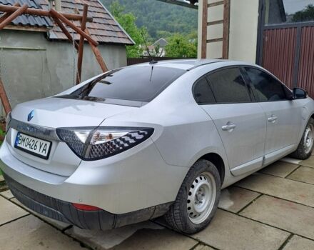 Серый Рено Флюенс, объемом двигателя 0 л и пробегом 144 тыс. км за 4500 $, фото 5 на Automoto.ua