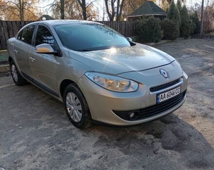 Сірий Рено Флюенс, об'ємом двигуна 1.6 л та пробігом 380 тис. км за 3999 $, фото 1 на Automoto.ua