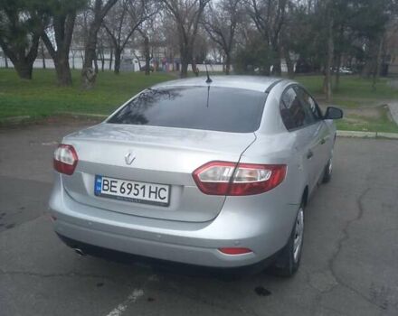 Серый Рено Флюенс, объемом двигателя 1.6 л и пробегом 280 тыс. км за 6500 $, фото 5 на Automoto.ua