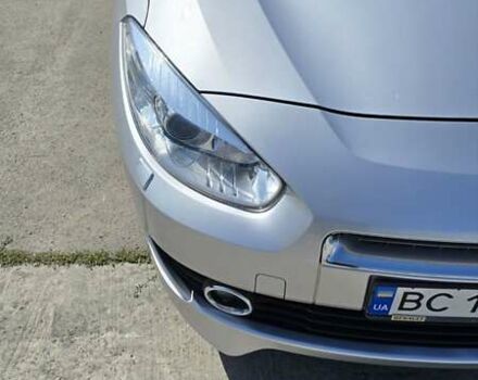 Серый Рено Флюенс, объемом двигателя 2 л и пробегом 168 тыс. км за 6950 $, фото 8 на Automoto.ua