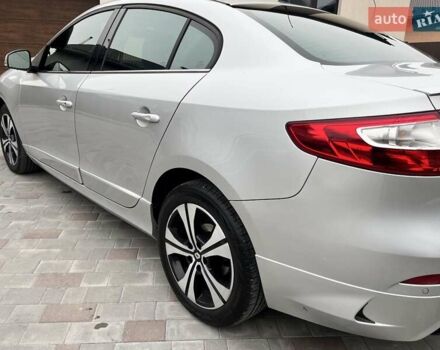 Серый Рено Флюенс, объемом двигателя 2 л и пробегом 130 тыс. км за 8150 $, фото 1 на Automoto.ua