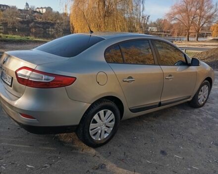 Сірий Рено Флюенс, об'ємом двигуна 1.6 л та пробігом 380 тис. км за 3999 $, фото 3 на Automoto.ua