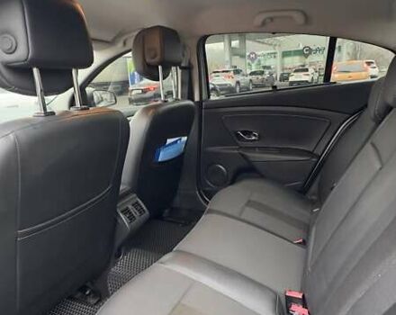 Серый Рено Флюенс, объемом двигателя 1.5 л и пробегом 196 тыс. км за 8500 $, фото 8 на Automoto.ua