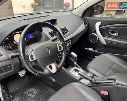 Серый Рено Флюенс, объемом двигателя 2 л и пробегом 130 тыс. км за 8150 $, фото 18 на Automoto.ua