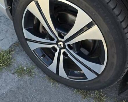 Серый Рено Флюенс, объемом двигателя 2 л и пробегом 168 тыс. км за 6950 $, фото 4 на Automoto.ua