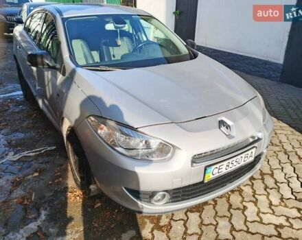Сірий Рено Флюенс, об'ємом двигуна 1.6 л та пробігом 210 тис. км за 7150 $, фото 1 на Automoto.ua