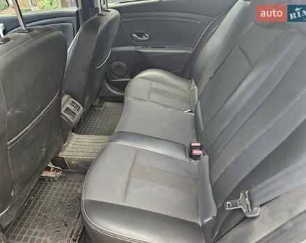 Серый Рено Флюенс, объемом двигателя 0 л и пробегом 130 тыс. км за 3950 $, фото 4 на Automoto.ua