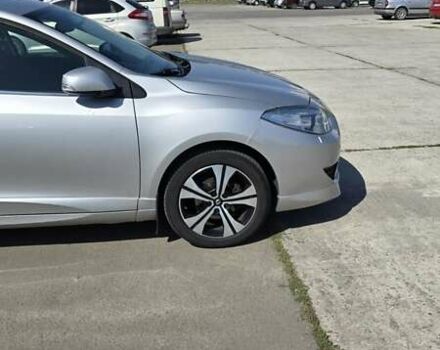 Серый Рено Флюенс, объемом двигателя 2 л и пробегом 168 тыс. км за 6950 $, фото 1 на Automoto.ua