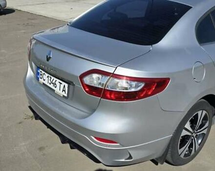 Серый Рено Флюенс, объемом двигателя 2 л и пробегом 168 тыс. км за 6950 $, фото 5 на Automoto.ua