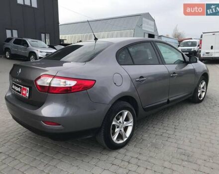 Серый Рено Флюенс, объемом двигателя 1.5 л и пробегом 235 тыс. км за 5500 $, фото 6 на Automoto.ua