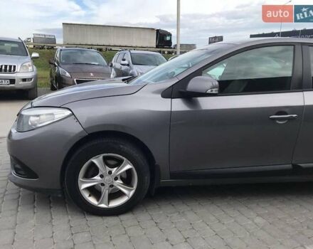 Серый Рено Флюенс, объемом двигателя 1.5 л и пробегом 235 тыс. км за 5500 $, фото 11 на Automoto.ua