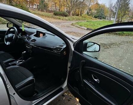 Сірий Рено Флюенс, об'ємом двигуна 1.6 л та пробігом 118 тис. км за 7850 $, фото 20 на Automoto.ua