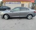 Сірий Рено Флюенс, об'ємом двигуна 1.6 л та пробігом 260 тис. км за 6399 $, фото 1 на Automoto.ua