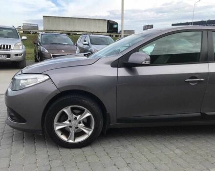 Серый Рено Флюенс, объемом двигателя 1.5 л и пробегом 235 тыс. км за 5500 $, фото 11 на Automoto.ua