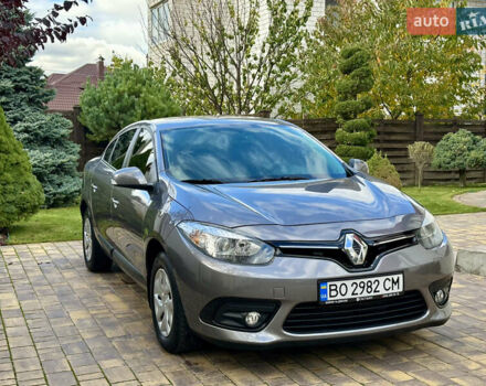 Серый Рено Флюенс, объемом двигателя 1.5 л и пробегом 95 тыс. км за 8750 $, фото 5 на Automoto.ua