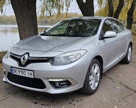 Сірий Рено Флюенс, об'ємом двигуна 1.6 л та пробігом 118 тис. км за 7850 $, фото 2 на Automoto.ua