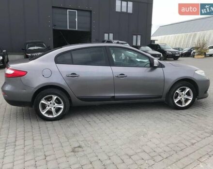 Серый Рено Флюенс, объемом двигателя 1.5 л и пробегом 235 тыс. км за 5500 $, фото 5 на Automoto.ua