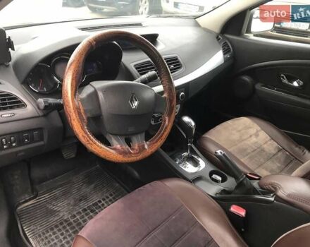 Серый Рено Флюенс, объемом двигателя 1.5 л и пробегом 235 тыс. км за 5500 $, фото 13 на Automoto.ua