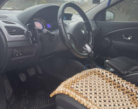 Серый Рено Флюенс, объемом двигателя 1.46 л и пробегом 260 тыс. км за 7599 $, фото 10 на Automoto.ua