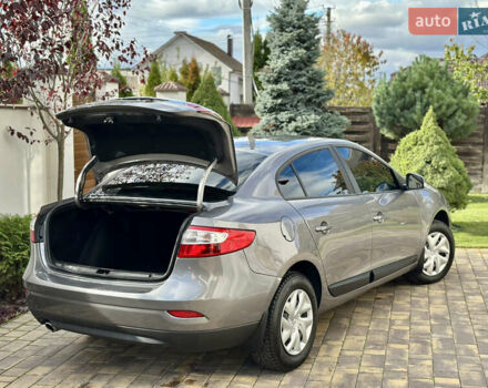 Серый Рено Флюенс, объемом двигателя 1.5 л и пробегом 95 тыс. км за 8750 $, фото 18 на Automoto.ua